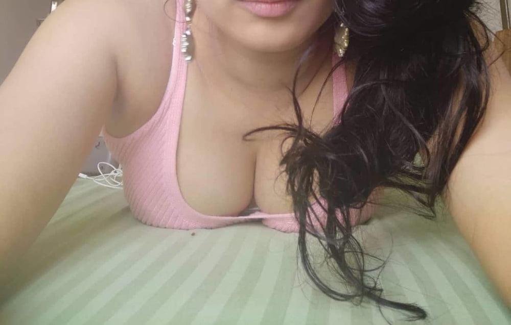 25P New collection of Desi tits