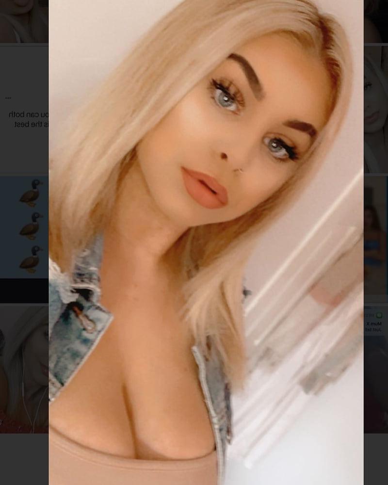 25P Emma braucht einen ordentlichen, harten FICK