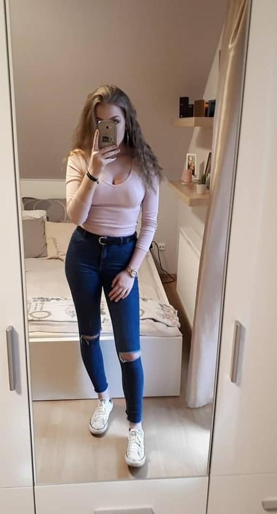 25P Pictures that make my cock hard 113