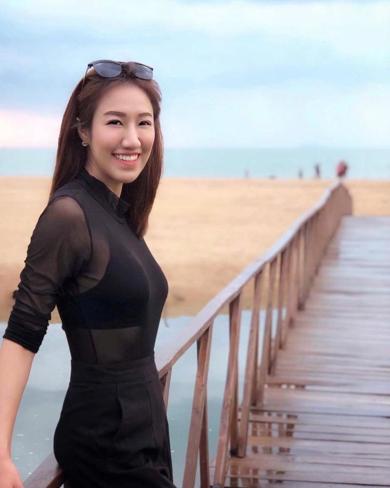 25P Chinese Beauty Air Hostess