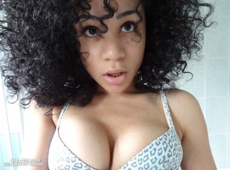 17P Curly Haired Beauty with A Nice Bod