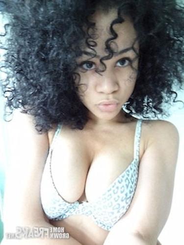 17P Curly Haired Beauty with A Nice Bod