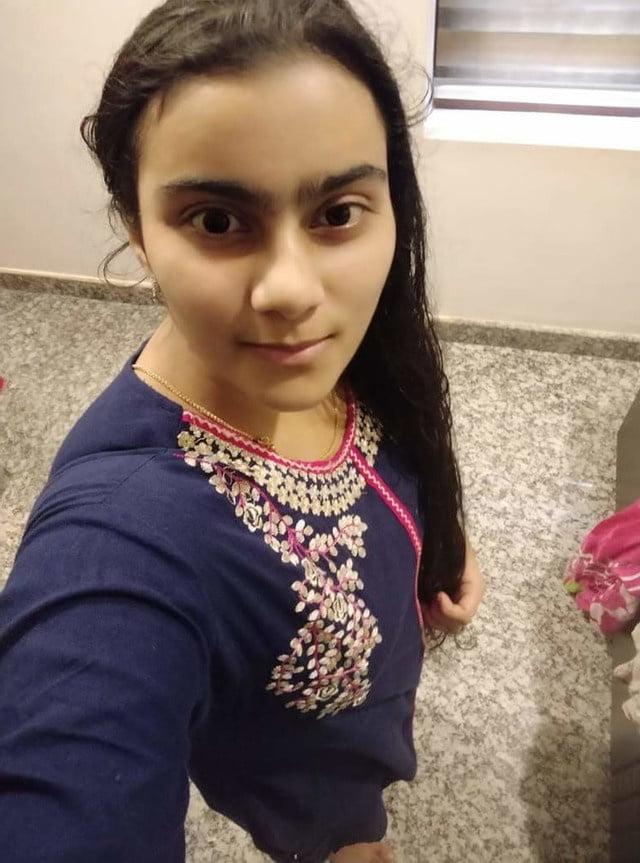 7P Nude TOPLESS Girlfriend desi indian