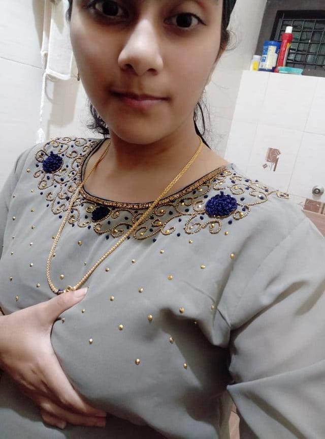7P Nude TOPLESS Girlfriend desi indian