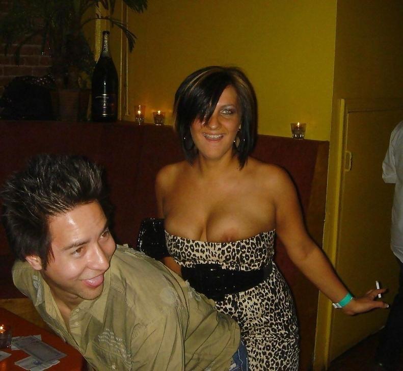 10P Downblouse, Nipple Slips and Peaks