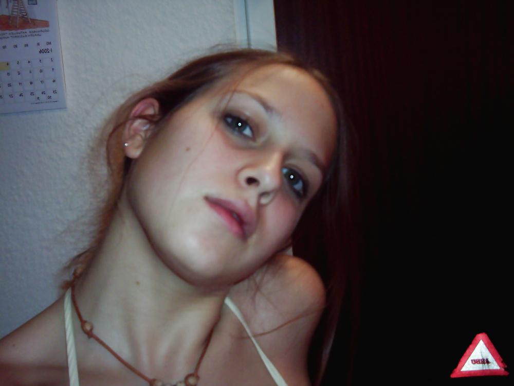 25P German Blond Beauty Home