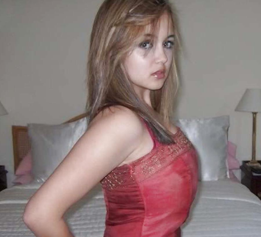 16P Heavy chested girl