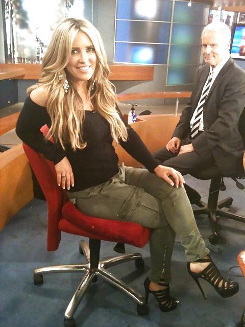 25P Jillian Barberie Foot Pics