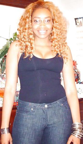 24P NICE AZZ ON HER