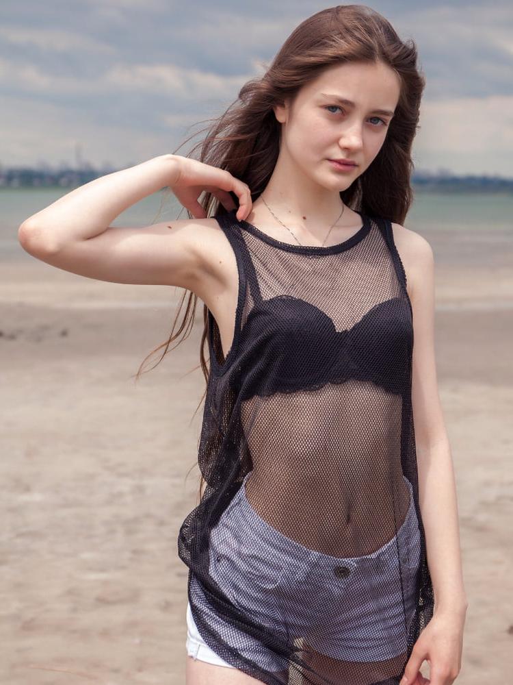 25P Beauty and the Beach
