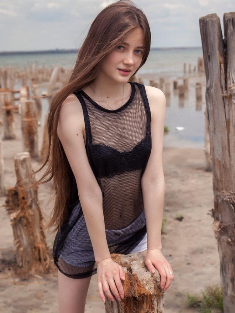 25P Beauty and the Beach