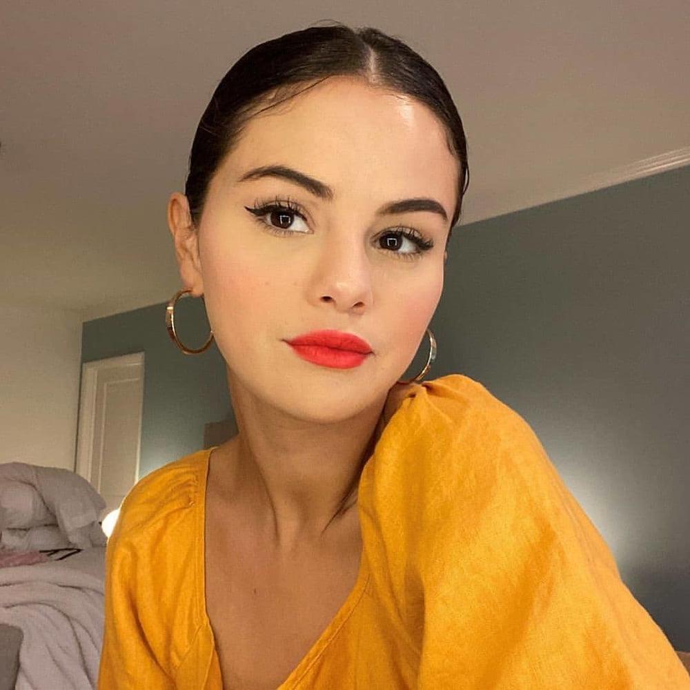 6P SELENA GOMEZ NEW ... MAKE MY COCK HARD !!!