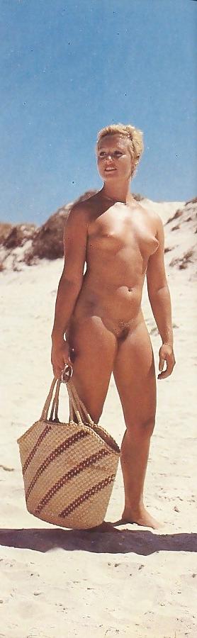 20P Nudist retro 5.