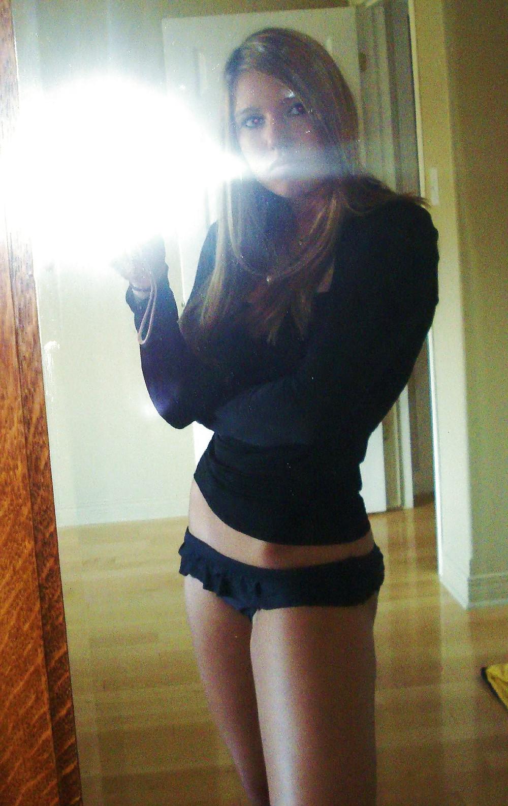 25P Very Hot Must See Blonde Teen