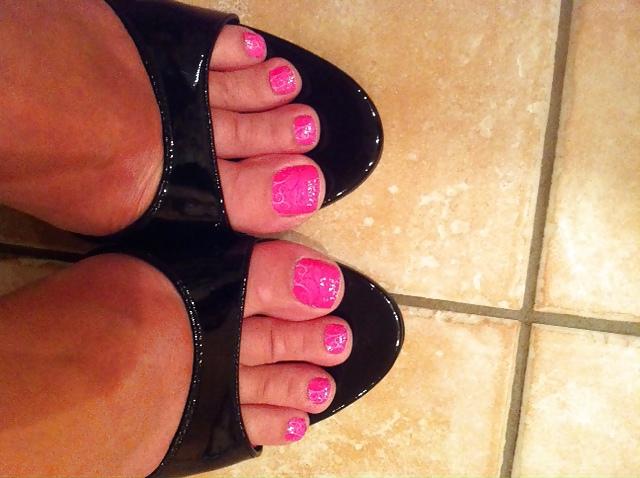 21P Foot fetish paradise 