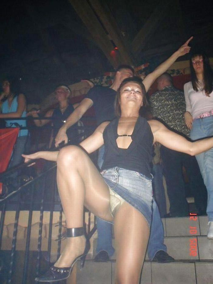25P Real Upskirt - 9