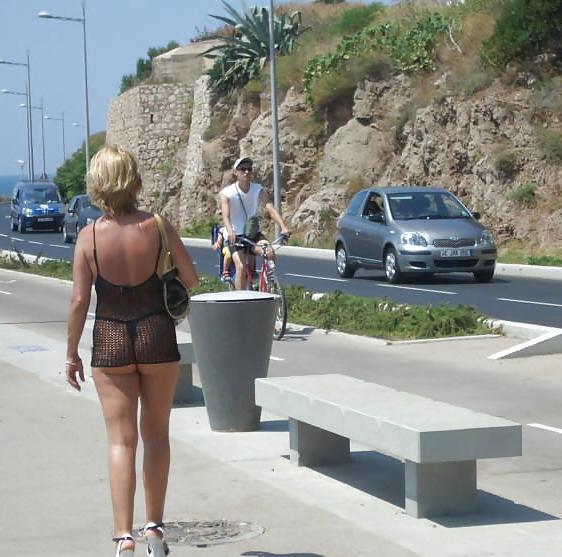 25P Real Upskirt - 9