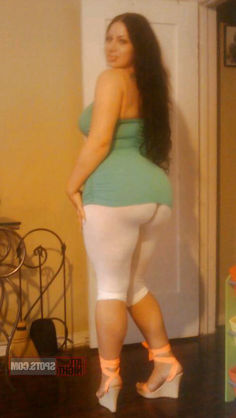 9P I would suck her fart,