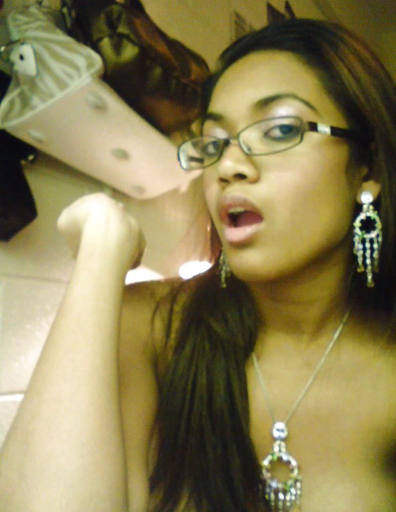 25P DESI INDIAN PAKI BENGALI SIKH GIRLS IN HOTELS