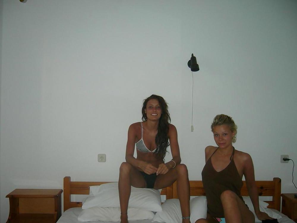 25P Two Girls On Fun Vacation-Trip