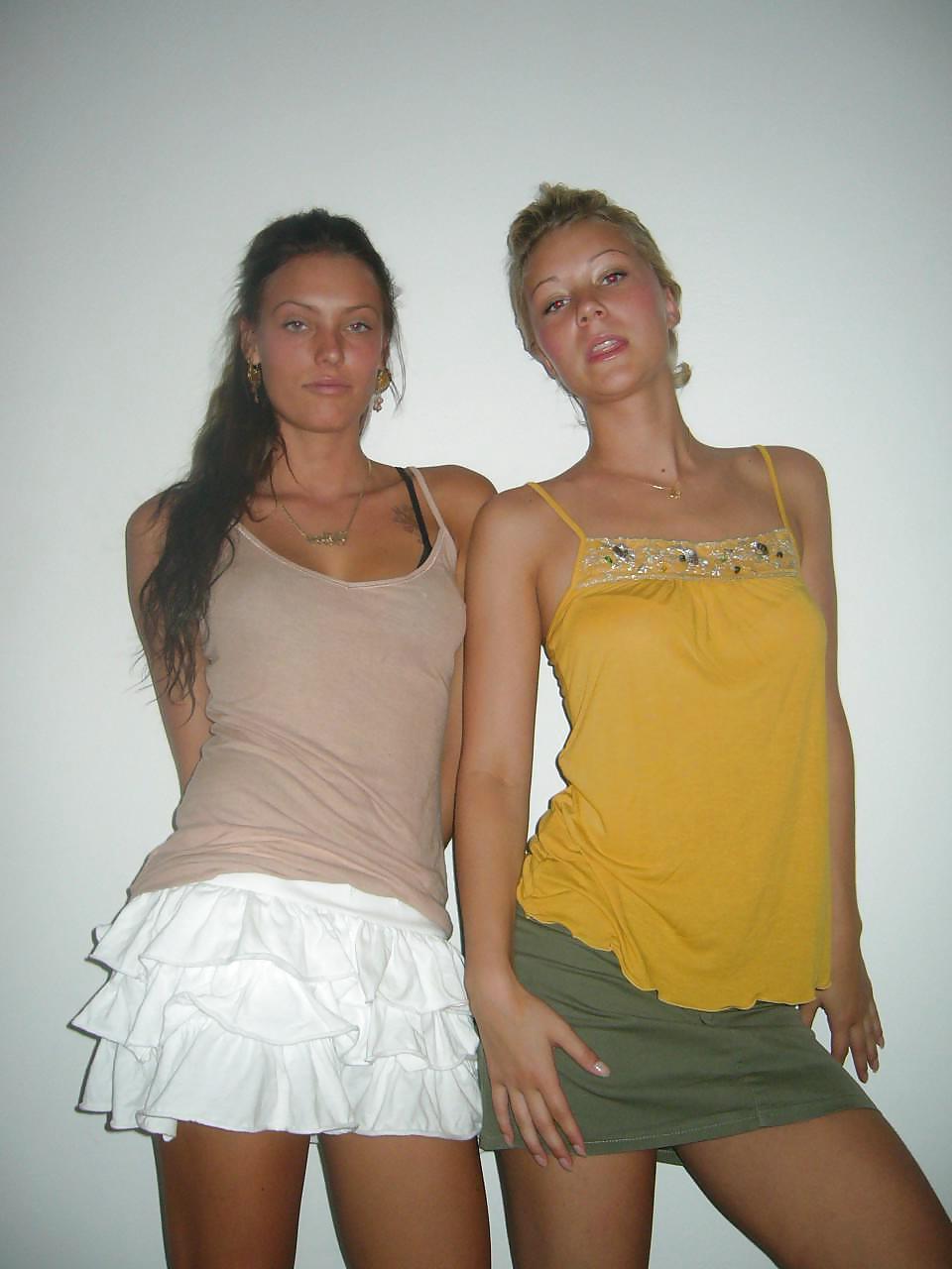 25P Two Girls On Fun Vacation-Trip