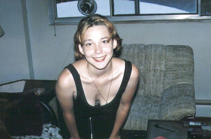 25P 1st Glance Downblouse NipSlips