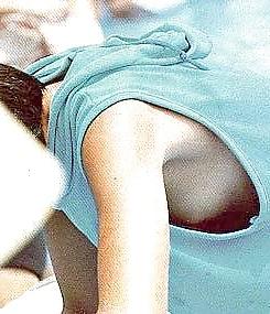 25P 1st Glance Downblouse NipSlips