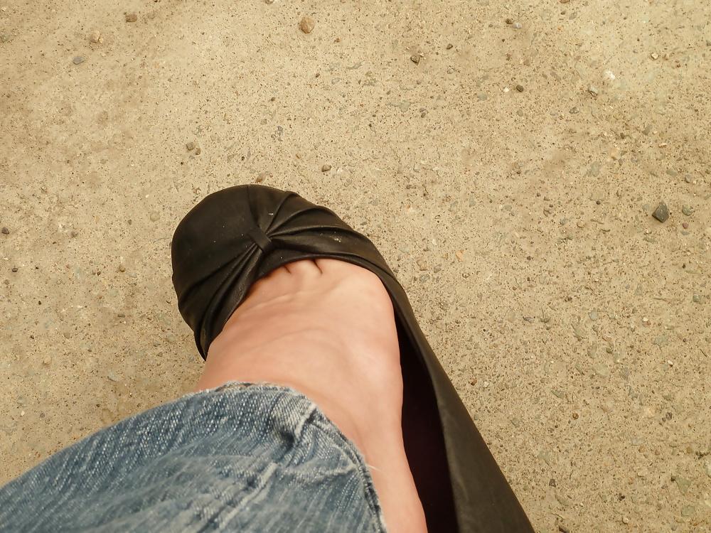 8P Foot fetish