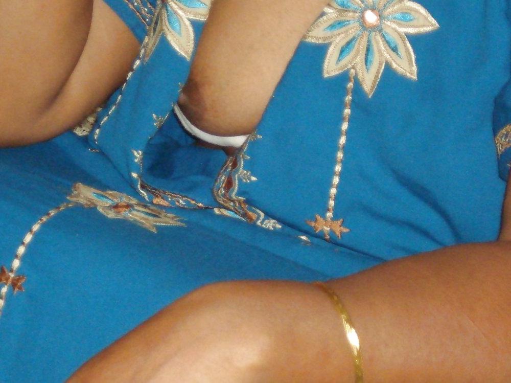 16P Desi wife Nirmala 