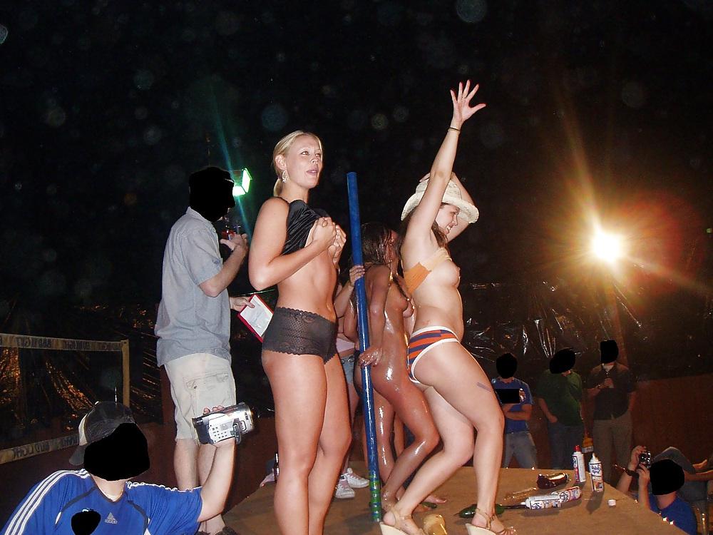 25P Bikini Contest gone Wild!