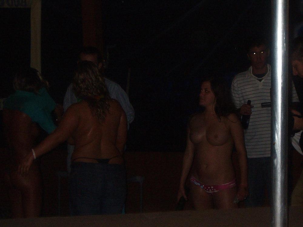 25P Bikini Contest gone Wild!