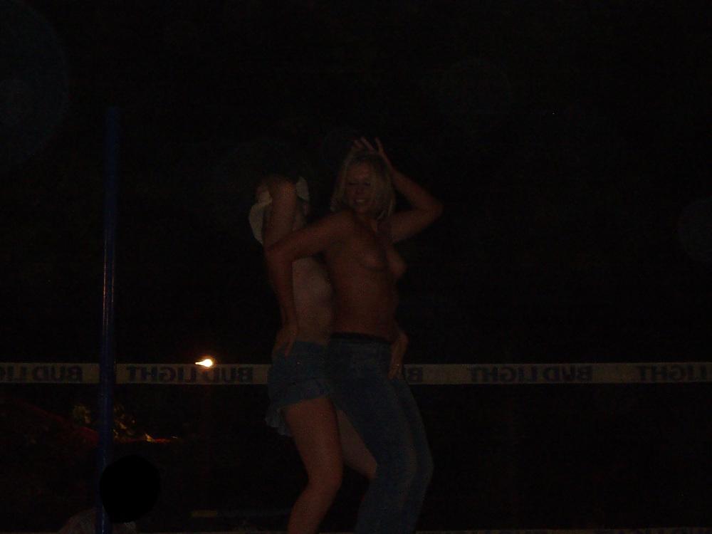 25P Bikini Contest gone Wild!