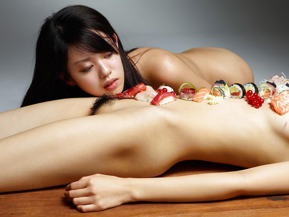 25P SENSUAL SUSHI