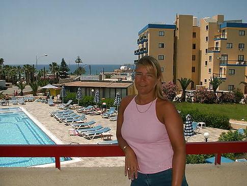 25P Wives On Vacation 2