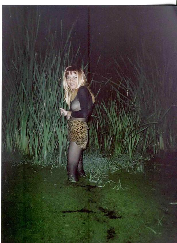 25P Mud girls 2