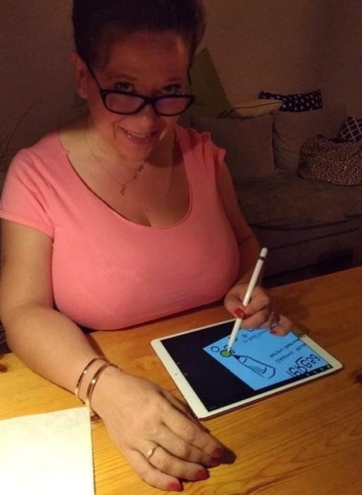 25P Gorgeous and Busty Mature Ladies 35