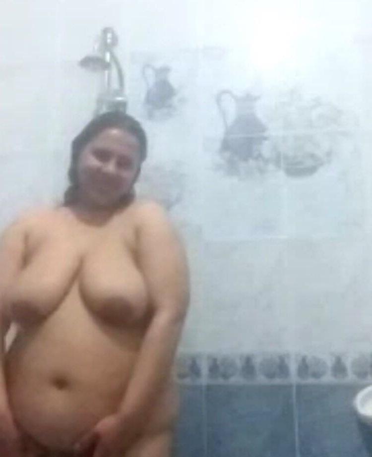 25P arab beauty girl