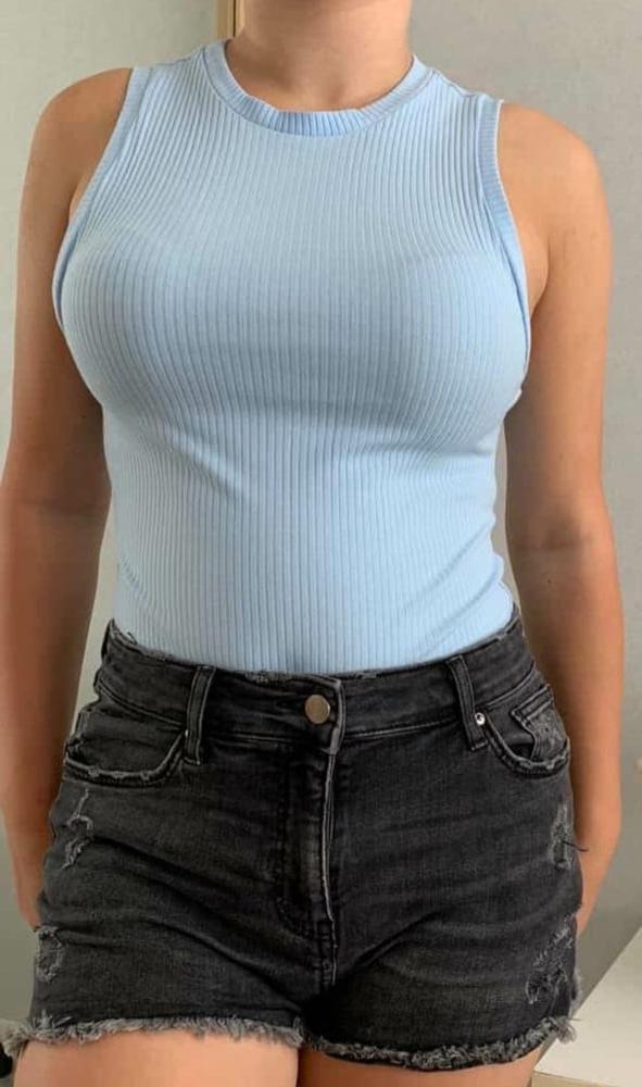 25P Pictures that make my cock hard 112