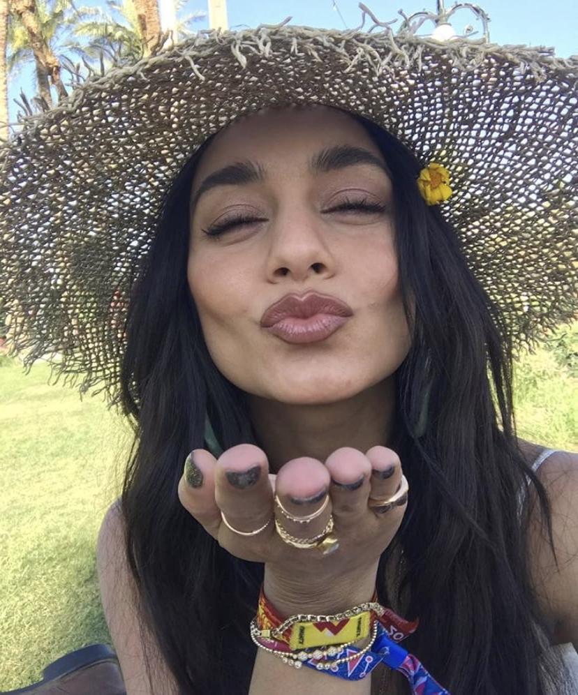 14P Beauty Vanessa for comments