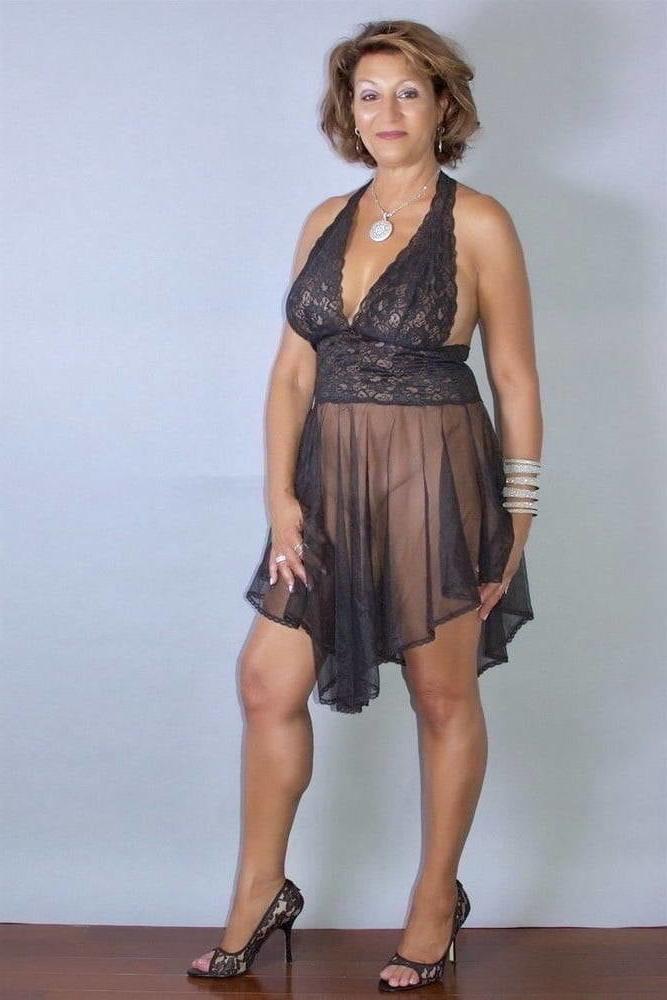 25P MATURE LADIES MAKE ME HARD