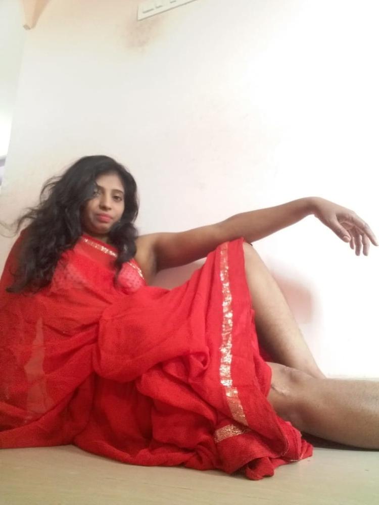 25P DEsi Horny MAal