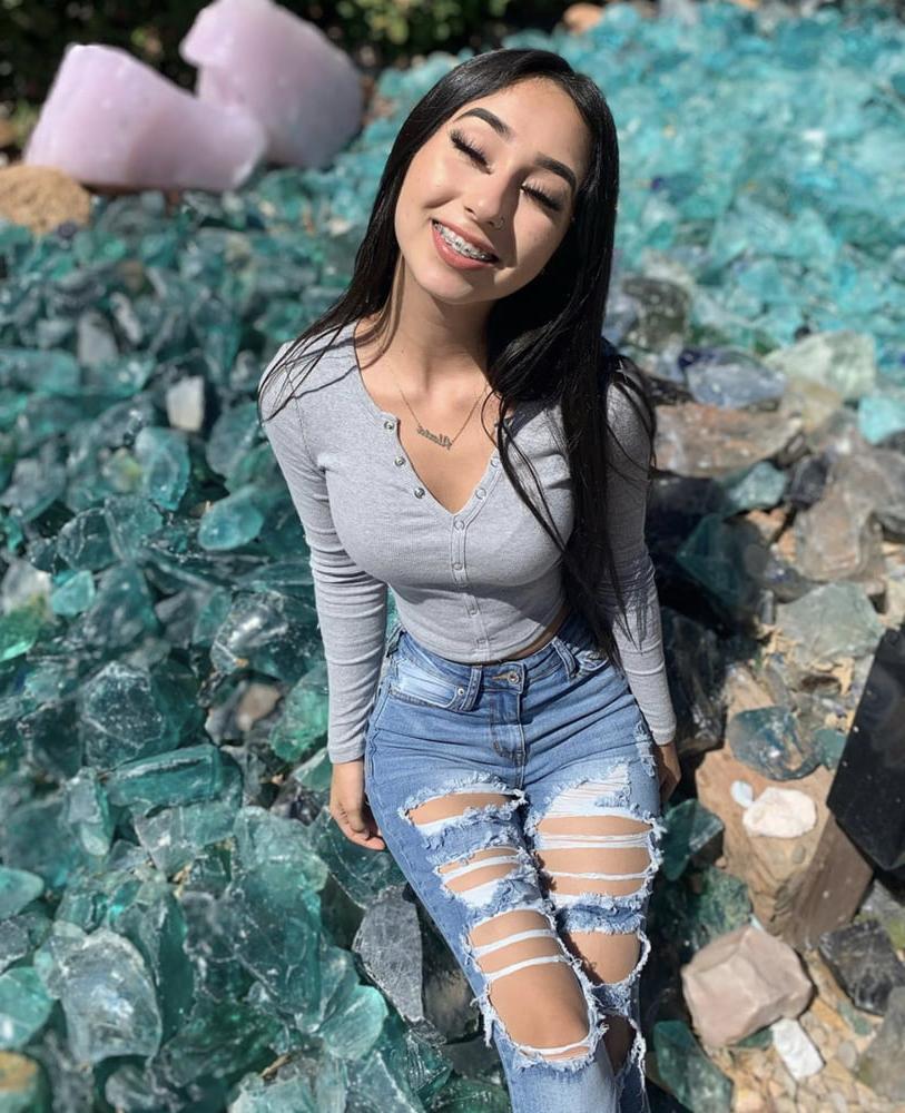 25P Teen alexia waiting for her hard cock to enter her