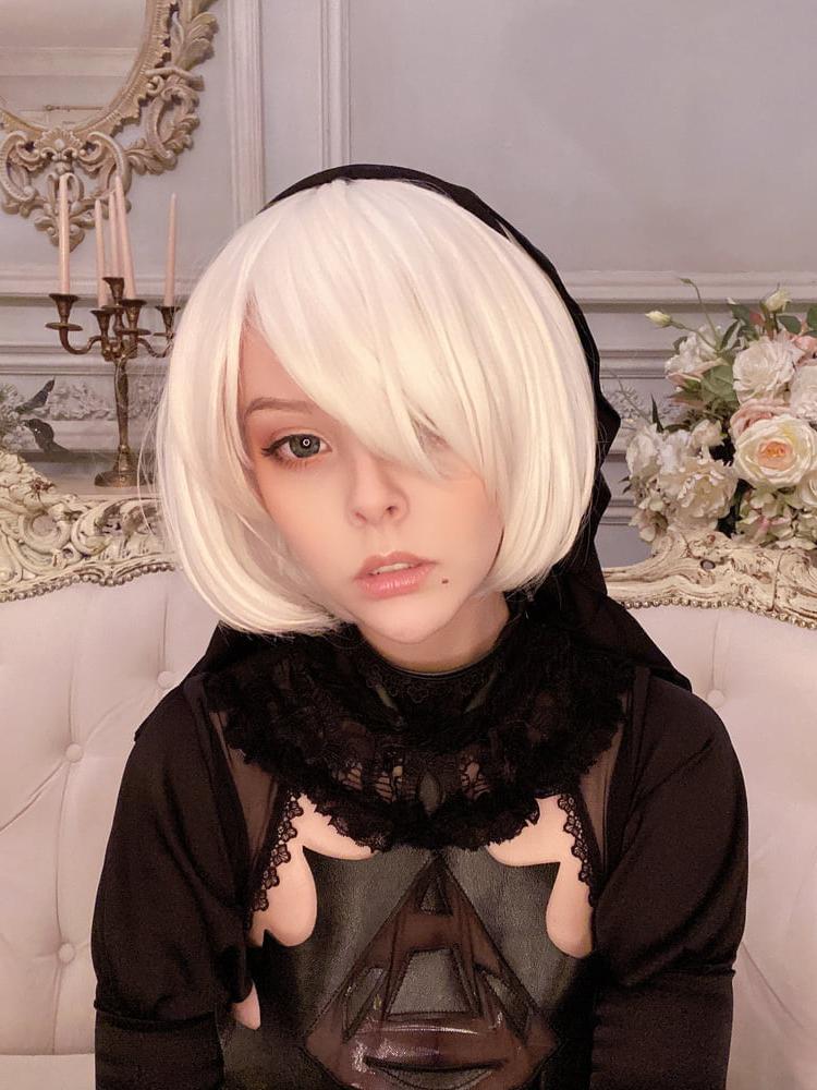 25P DHM - 2B Halloween Selfies