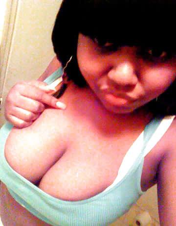 24P Ebony Busty Amateur Young Set 2