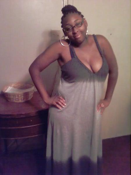 24P Ebony Busty Amateur Young Set 2