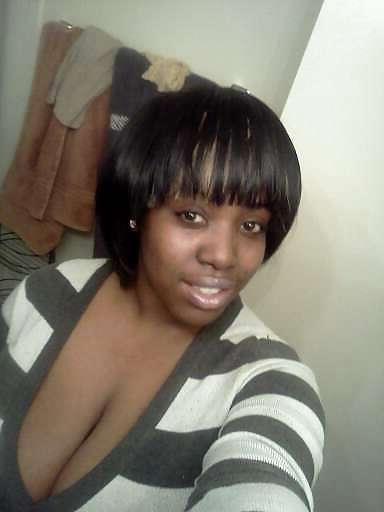 24P Ebony Busty Amateur Young Set 2
