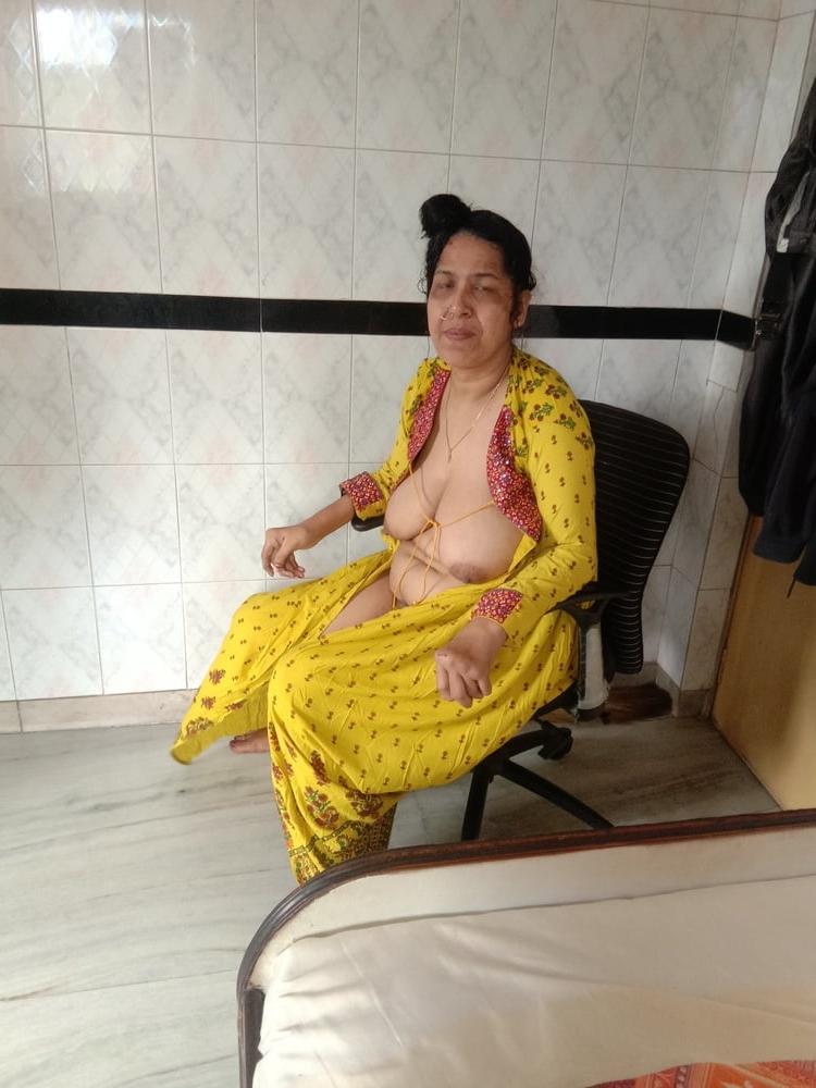 25P Desi pornstar