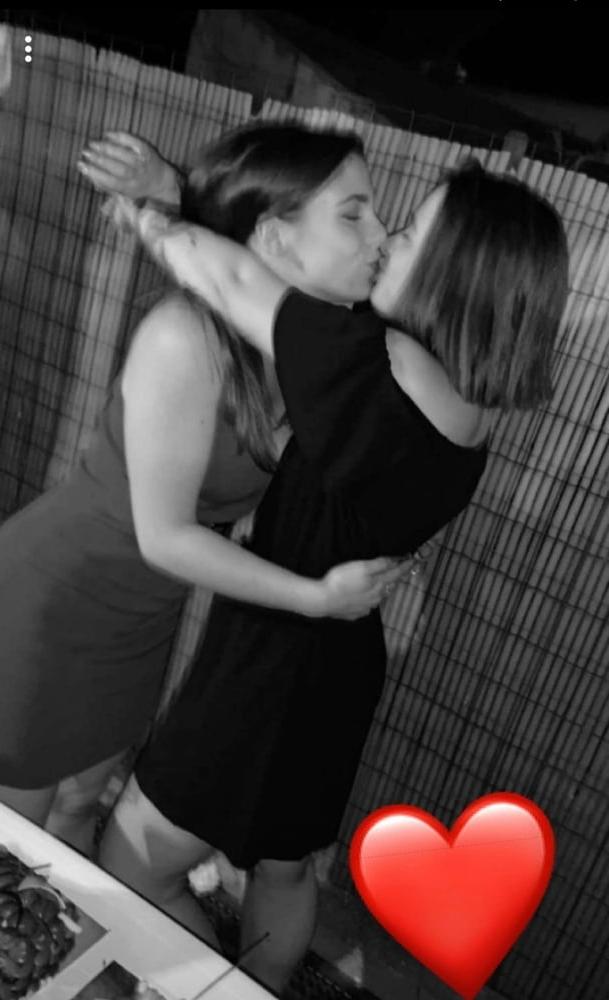 25P Retour des jeunes salope chienne com hard sut teens