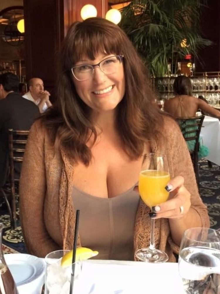 25P Gorgeous and Busty Mature Ladies 34
