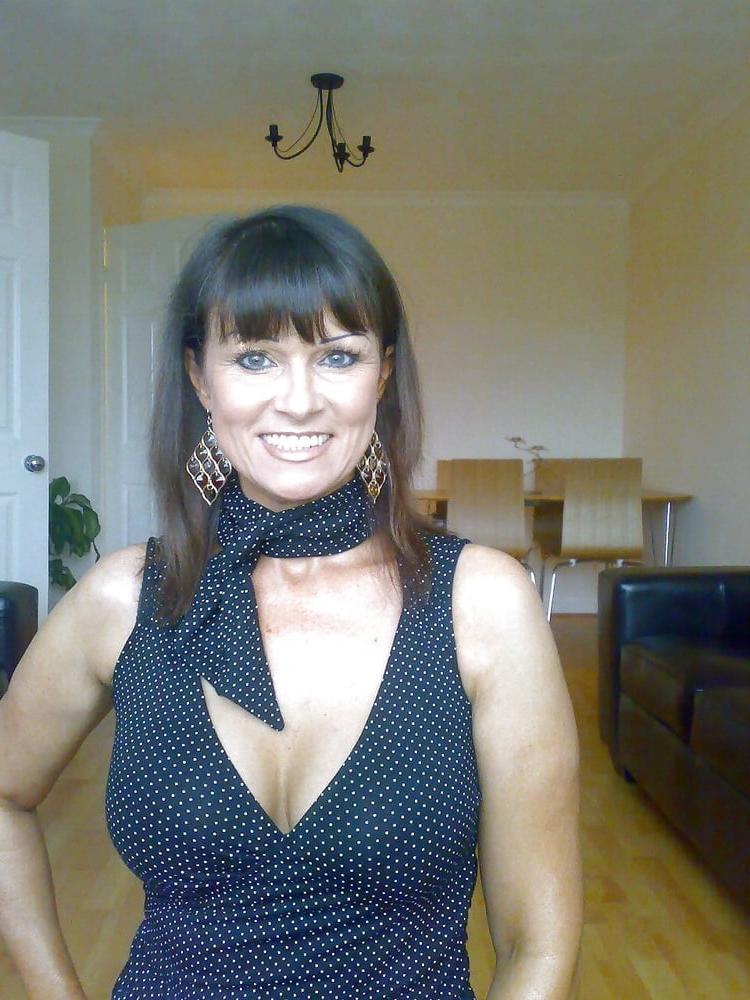 25P Gorgeous and Busty Mature Ladies 34
